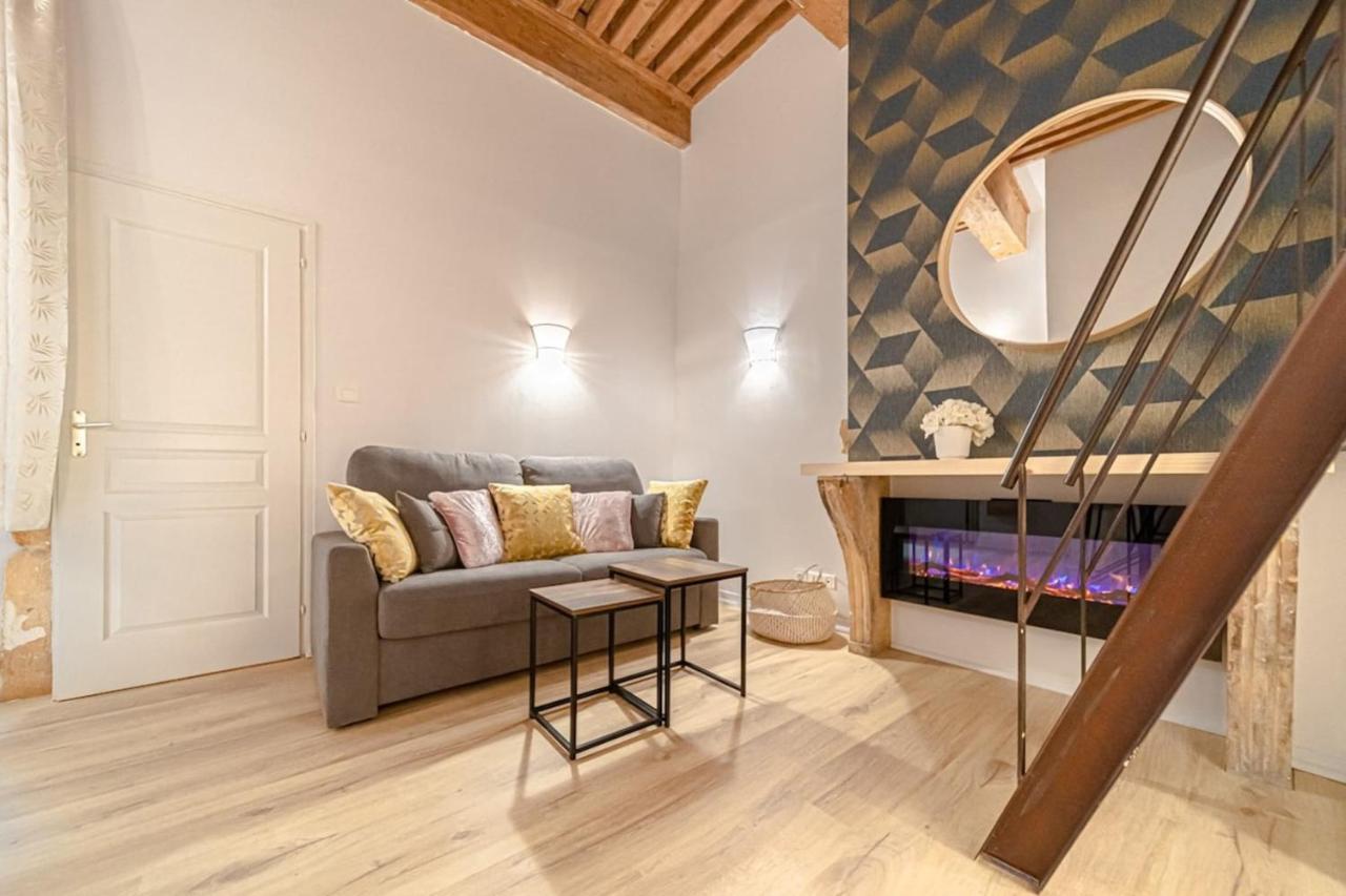 Le Petit Platiere - Renovated Apartment - Terreaux Lyon Eksteriør bilde